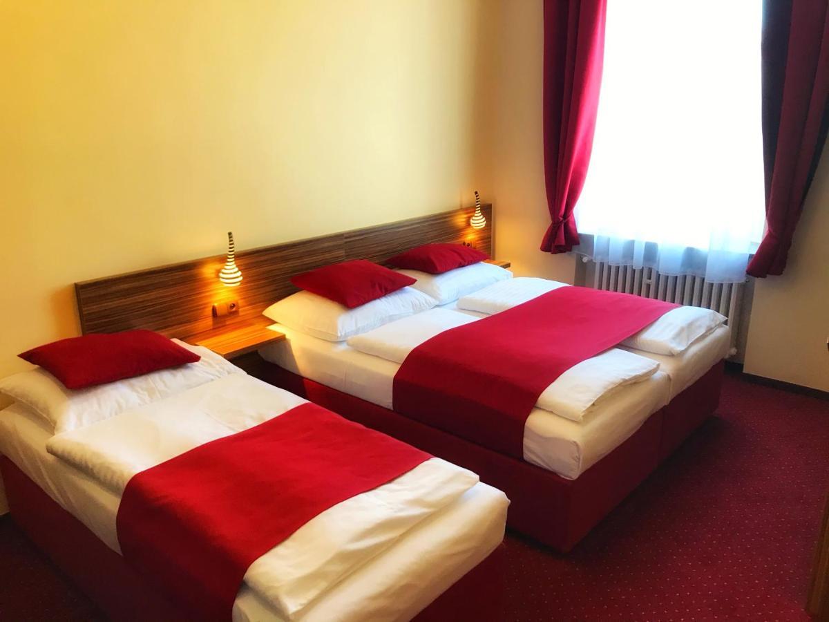 Hotel Continental Plzeň Kültér fotó