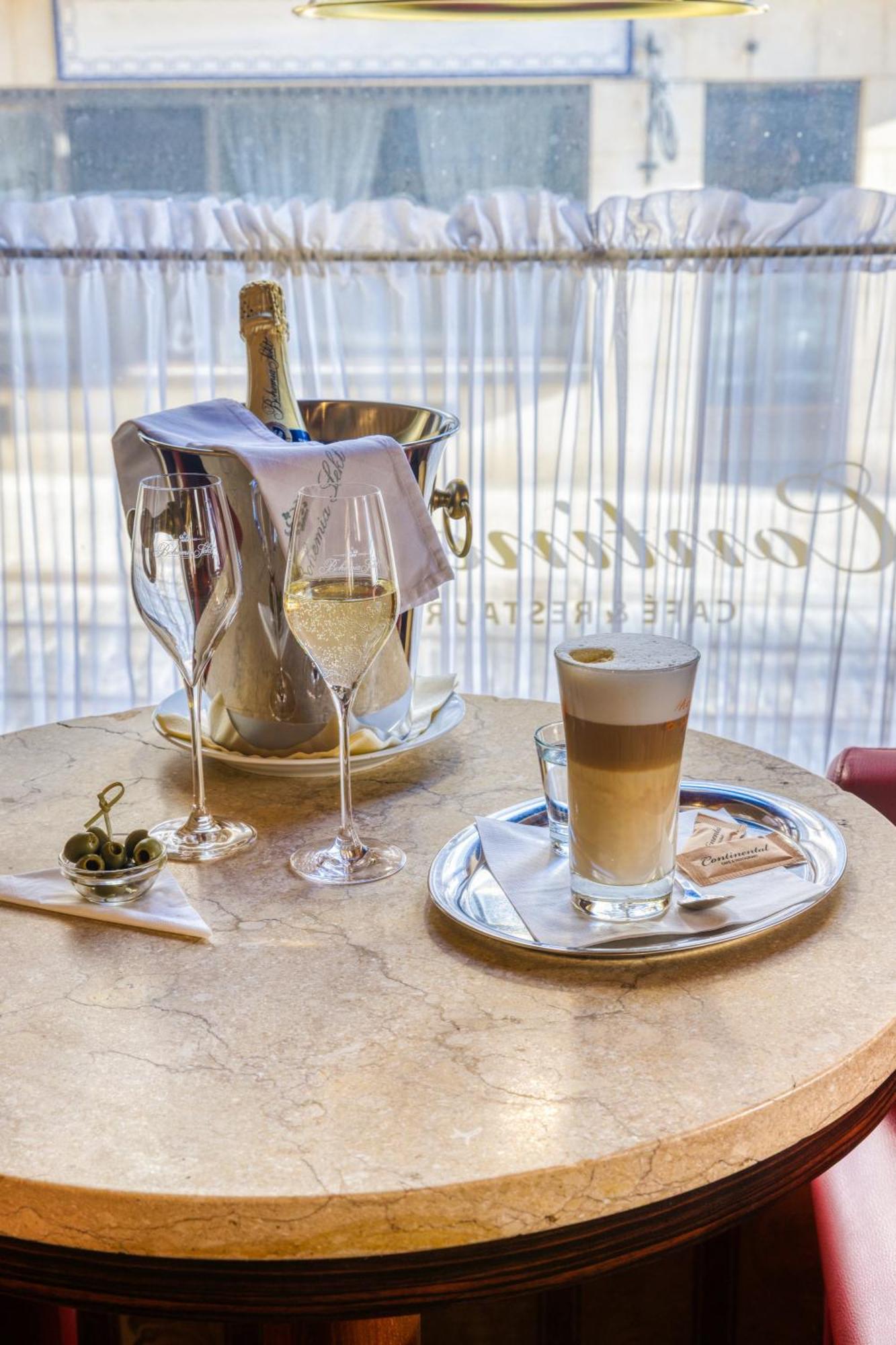 Hotel Continental Plzeň Kültér fotó
