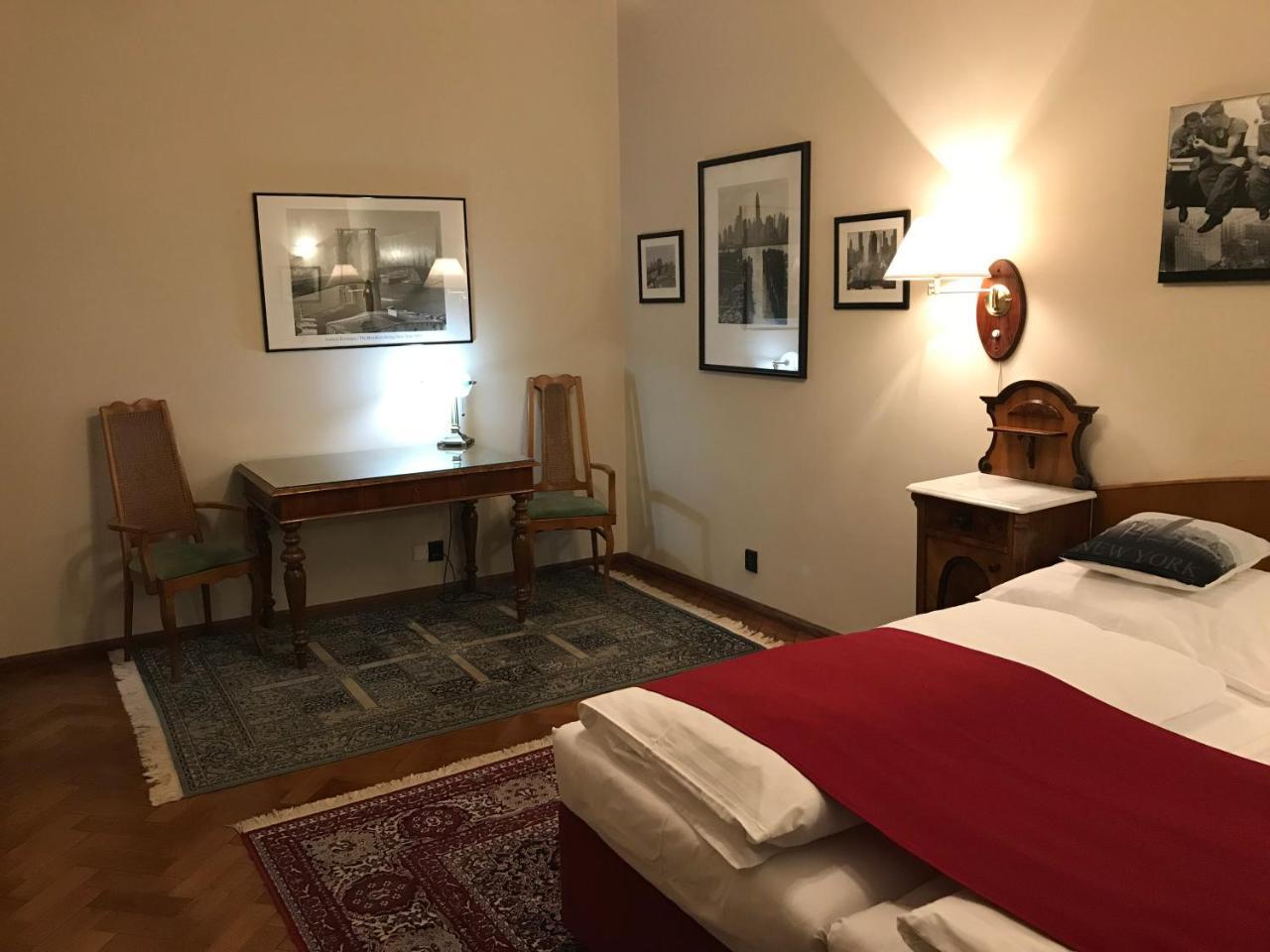 Hotel Continental Plzeň Kültér fotó