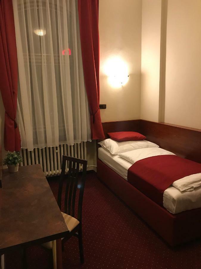 Hotel Continental Plzeň Kültér fotó