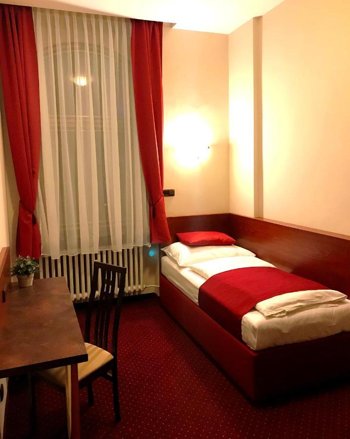 Hotel Continental Plzeň Kültér fotó